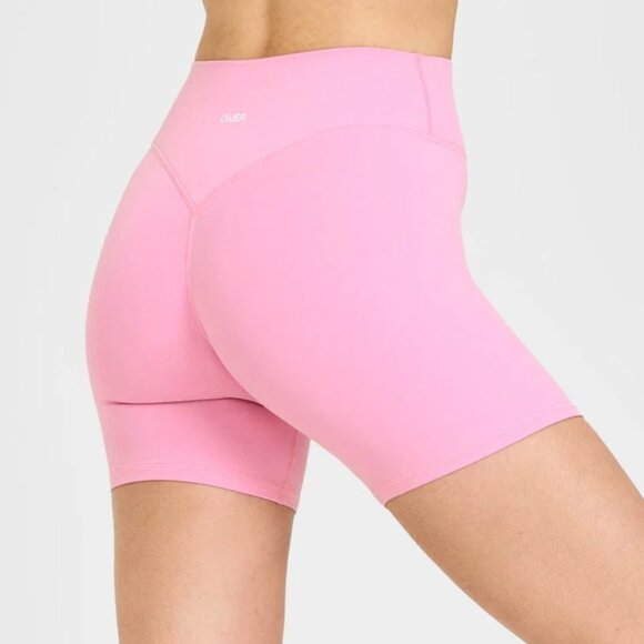 SoftMotion™ High Waisted Shorts 6" with White Logo - Picture 4 of 5